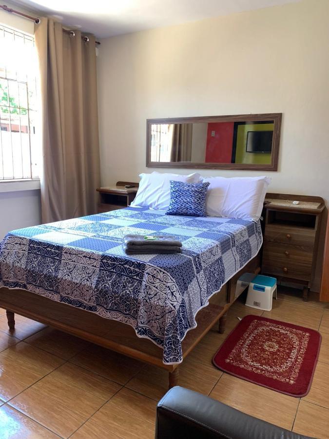 Quartos Em Casa In Caxias Da Paraiso Дуки ди Кашиас Екстериор снимка