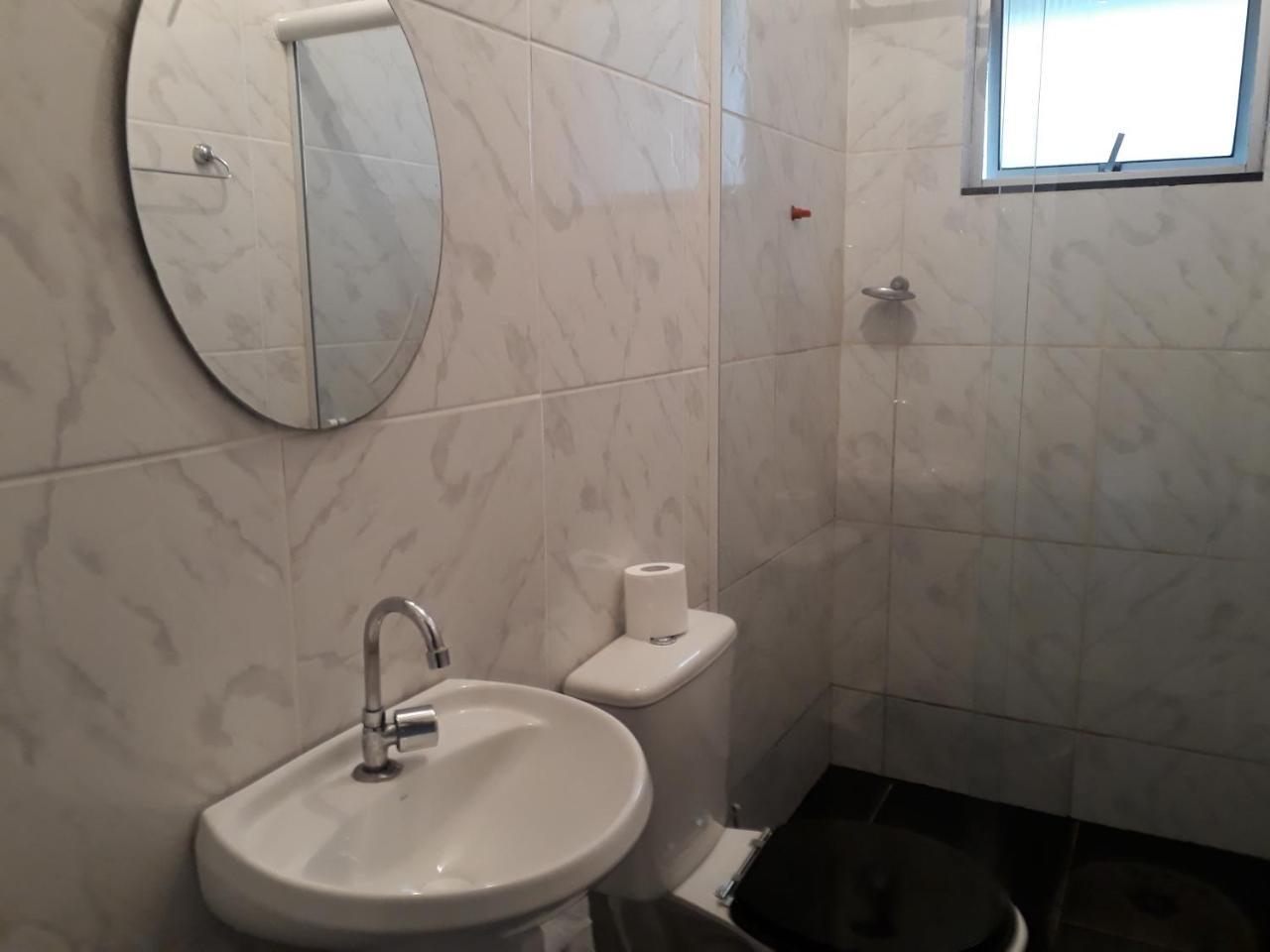 Quartos Em Casa In Caxias Da Paraiso Дуки ди Кашиас Екстериор снимка